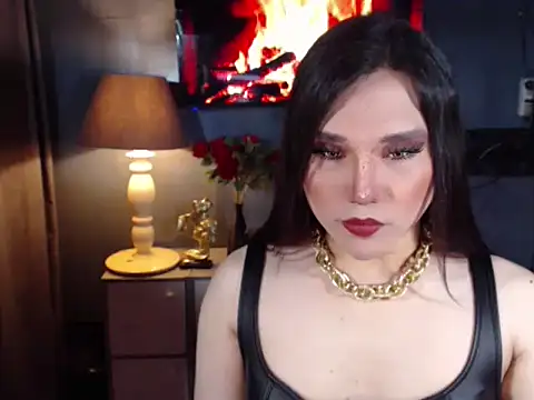 QueenMariaHard online show from December 14, 2025, 11:37 am