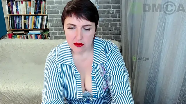 Rainbow lady online show from December 22, 2025, 2:52 am