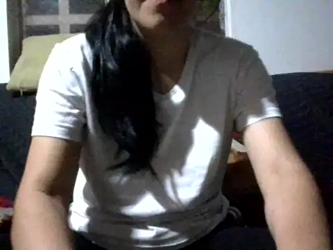 Snapshot of RAYA_1 chatting on January 9, 2025, 1:08 am RAYA 1 online show from January 9, 2025, 1:08 am