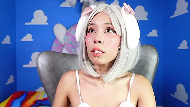 miss  maria online show from May 1, 2026, 6:01 pm