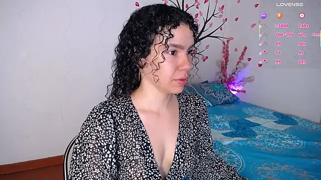 Snapshot of Karolina_1 chatting on July 15, 2026, 3:12 am Karolina 1 online show from July 15, 2026, 3:12 am