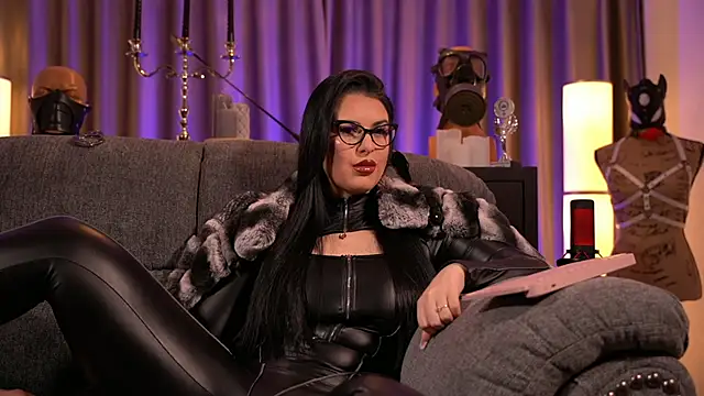 Snapshot of kelly_kent chatting on January 6, 2025, 10:58 pm kelly kent online show from January 6, 2025, 10:58 pm