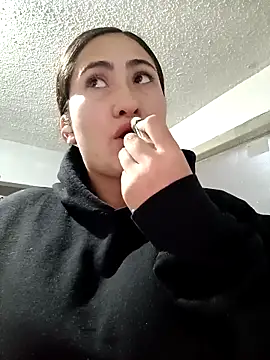 francesca baker1007 online show from March 10, 2025, 10:45 pm