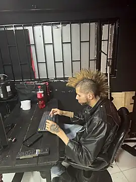 Snapshot of Master_rudeboy chatting on November 17, 2025, 11:54 pm Master rudeboy online show from November 17, 2025, 11:54 pm