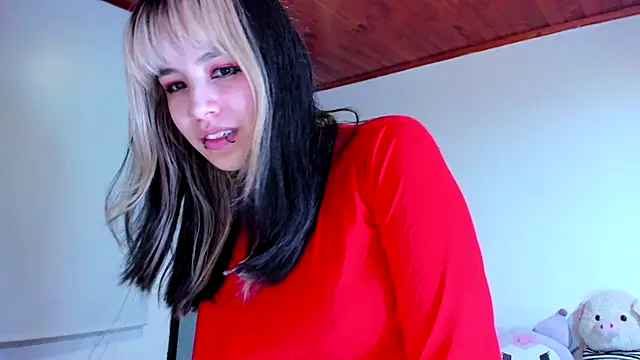 Snapshot of Akane-Mou chatting on December 4, 2024, 7:17 am Akane-Mou online show from December 4, 2024, 7:17 am