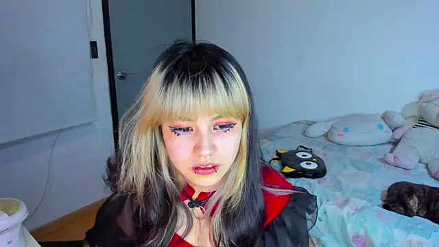 Snapshot of Akane-Mou chatting on December 30, 2024, 12:54 am Akane-Mou online show from December 30, 2024, 12:54 am