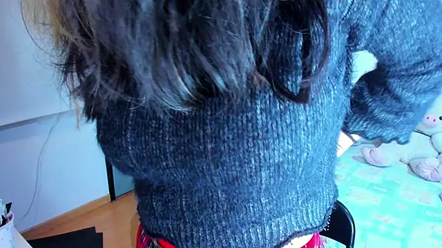 Snapshot of Akane-Mou chatting on January 13, 2025, 5:44 am Akane-Mou online show from January 13, 2025, 5:44 am