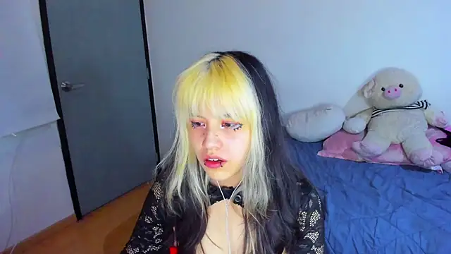 Snapshot of Akane-Mou chatting on February 22, 2025, 6:39 am Akane-Mou online show from February 22, 2025, 6:39 am