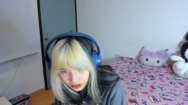 Snapshot of Akane-Mou chatting on March 20, 2025, 8:31 am Akane-Mou online show from March 20, 2025, 8:31 am