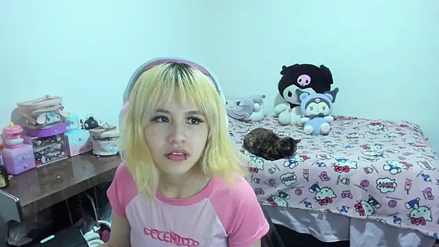 Snapshot of Akane-Mou chatting on September 18, 2025, 6:37 am Akane-Mou online show from September 18, 2025, 6:37 am