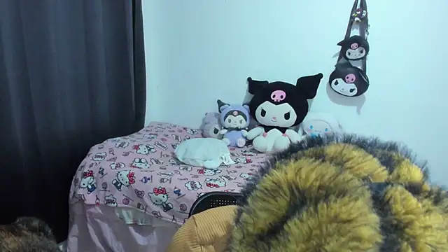 Snapshot of Akane-Mou chatting on November 5, 2025, 12:32 am Akane-Mou online show from November 5, 2025, 12:32 am