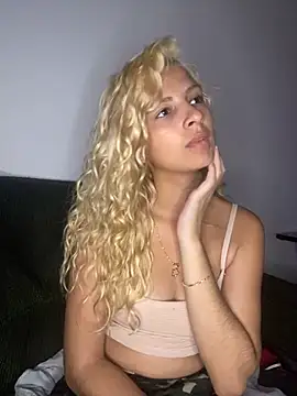 jujubinhahot online show from January 15, 2025, 1:12 am