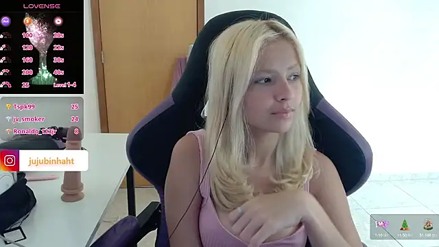 Snapshot of jujubinhahot chatting on January 31, 2025, 12:07 pm jujubinhahot online show from January 31, 2025, 12:07 pm