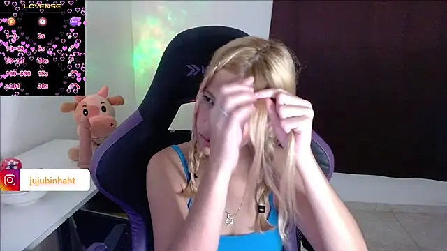 jujubinhahot online show from March 5, 2025, 10:54 pm