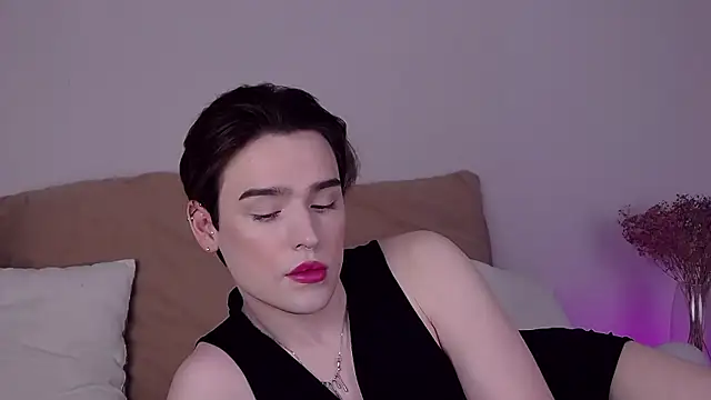 Snapshot of RobbyCharming chatting on June 13, 2026, 7:17 am RobbyCharming online show from June 13, 2026, 7:17 am