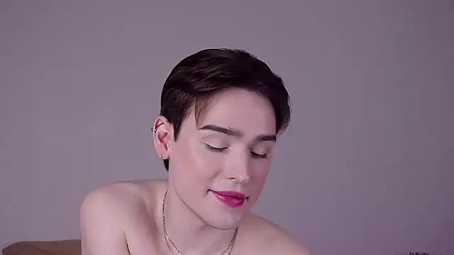 Snapshot of RobbyCharming chatting on June 22, 2026, 9:17 am RobbyCharming online show from June 22, 2026, 9:17 am