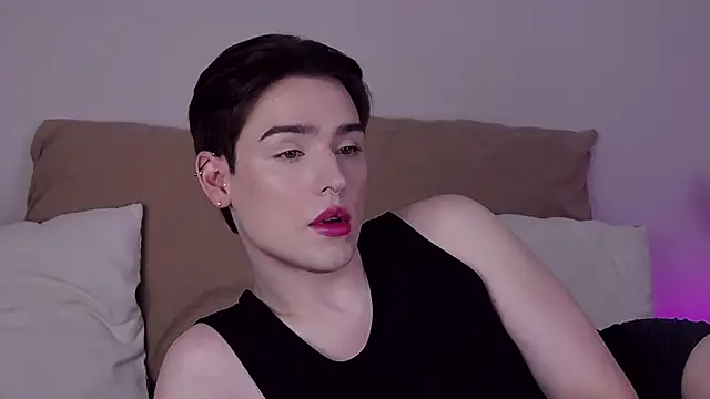 Snapshot of RobbyCharming chatting on June 27, 2026, 7:46 am RobbyCharming online show from June 27, 2026, 7:46 am