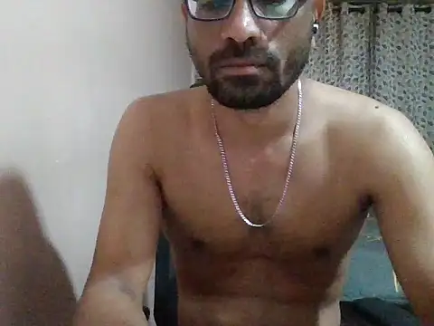 sexx4 online show from May 9, 2026, 8:03 pm