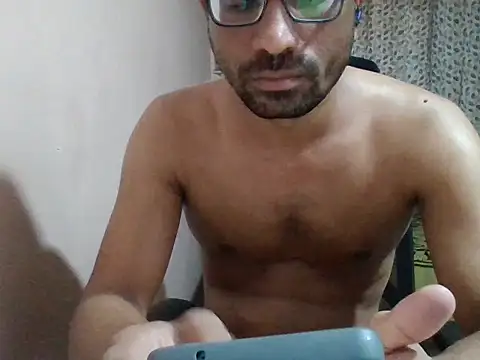 sexx4 online show from June 10, 2026, 3:00 pm