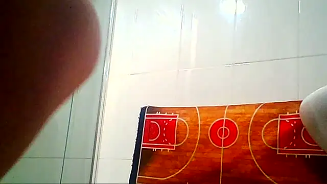 Snapshot of OSIRlS chatting on March 5, 2026, 6:31 am OSIRlS online show from March 5, 2026, 6:31 am