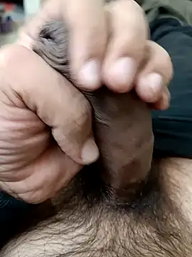 Snapshot of wrong_man25 chatting on December 16, 2024, 10:03 pm wrong man25 online show from December 16, 2024, 10:03 pm