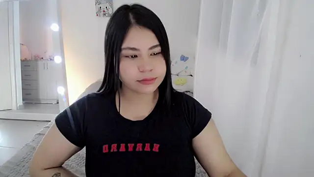 Youlittlepervertt  online show from May 10, 2026, 9:25 am