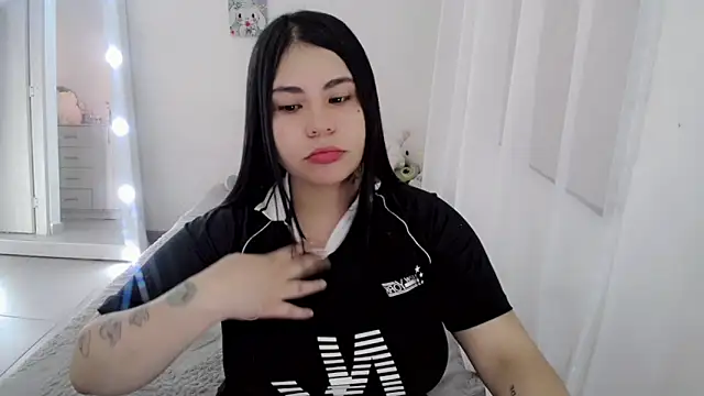 Youlittlepervertt  online show from May 20, 2026, 2:07 am