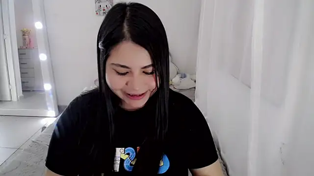 Youlittlepervertt  online show from June 8, 2026, 1:39 am