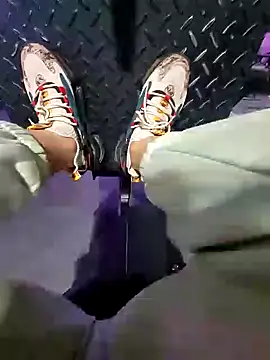 Samira30 online show from February 9, 2025, 12:19 pm