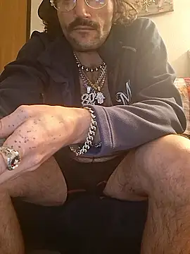 DAdrizzleman4187 online show from April 1, 2026, 5:41 am