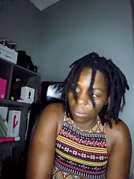 Snapshot of Shaniko89 chatting on February 4, 2026, 2:28 am Shaniko89 online show from February 4, 2026, 2:28 am