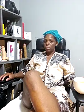 Snapshot of Shaniko89 chatting on February 4, 2026, 8:58 pm Shaniko89 online show from February 4, 2026, 8:58 pm