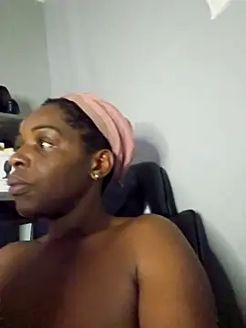 Snapshot of Shaniko89 chatting on March 13, 2026, 1:07 pm Shaniko89 online show from March 13, 2026, 1:07 pm