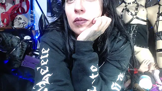 Snapshot of Astartexxx chatting on March 16, 2025, 8:32 am Astartexxx online show from March 16, 2025, 8:32 am