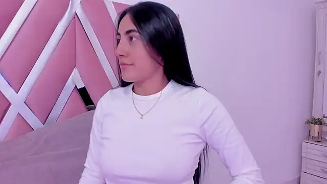 Snapshot of Helenn_monroy1 chatting on November 10, 2025, 7:35 pm Helenn monroy1 online show from November 10, 2025, 7:35 pm