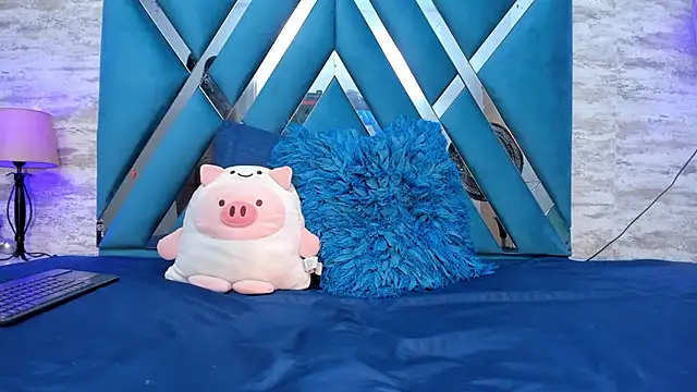 Snapshot of lara_murphy chatting on January 21, 2025, 7:06 pm lara murphy online show from January 21, 2025, 7:06 pm