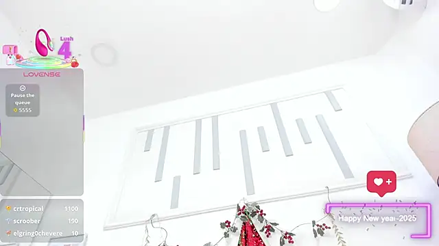 Snapshot of lara_murphy chatting on November 25, 2025, 8:47 am lara murphy online show from November 25, 2025, 8:47 am