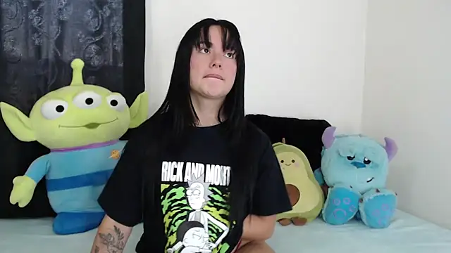 Snapshot of it_l chatting on January 10, 2025, 11:22 am it l online show from January 10, 2025, 11:22 am