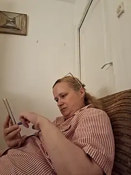 She-devilx online show from September 12, 2025, 7:14 pm