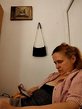 She-devilx online show from November 4, 2025, 11:37 pm