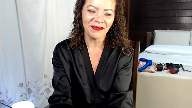 Snapshot of BarbaraDominatrix chatting on July 22, 2026, 6:22 pm BarbaraDominatrix online show from July 22, 2026, 6:22 pm
