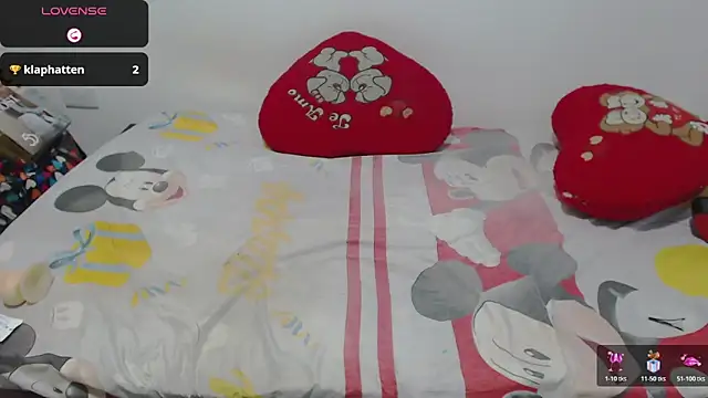 eliana09xx online show from April 23, 2026, 12:51 pm