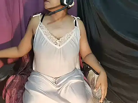Snapshot of shani-akki chatting on May 22, 2026, 5:18 pm shani-akki online show from May 22, 2026, 5:18 pm