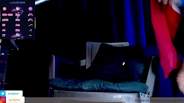 Snapshot of KenllyH chatting on February 14, 2025, 2:28 am KenllyH online show from February 14, 2025, 2:28 am