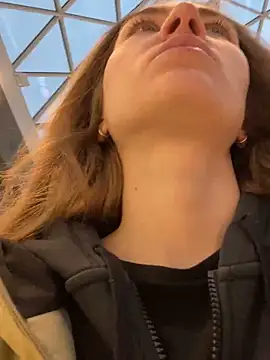 Snapshot of ValenciaShock chatting on December 4, 2024, 5:16 am ValenciaShock online show from December 4, 2024, 5:16 am