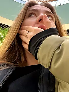 Snapshot of ValenciaShock chatting on December 5, 2024, 5:26 am ValenciaShock online show from December 5, 2024, 5:26 am