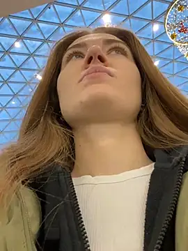 Snapshot of ValenciaShock chatting on December 11, 2024, 5:21 am ValenciaShock online show from December 11, 2024, 5:21 am