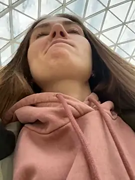 Snapshot of ValenciaShock chatting on January 16, 2025, 8:11 am ValenciaShock online show from January 16, 2025, 8:11 am