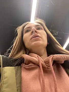 Snapshot of ValenciaShock chatting on January 18, 2025, 8:31 am ValenciaShock online show from January 18, 2025, 8:31 am