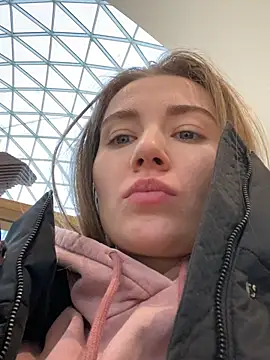 Snapshot of ValenciaShock chatting on January 24, 2025, 8:13 am ValenciaShock online show from January 24, 2025, 8:13 am